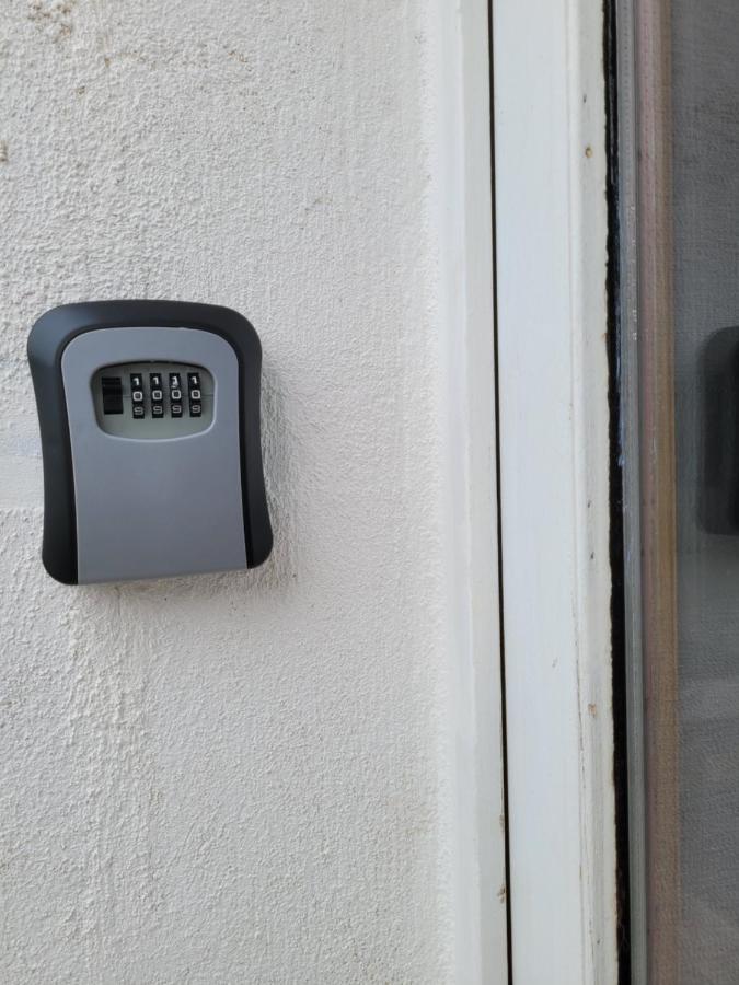 Logement Entier Et Calme 55M2 Avec Spa - Sauna Et Borne De Recharge 7Kw Apartment Meyreuil Exterior photo